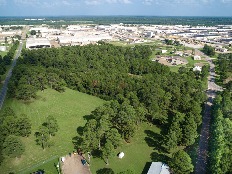 Combat Rd, Hooks, TX for sale - Building Photo - Image 2 of 5