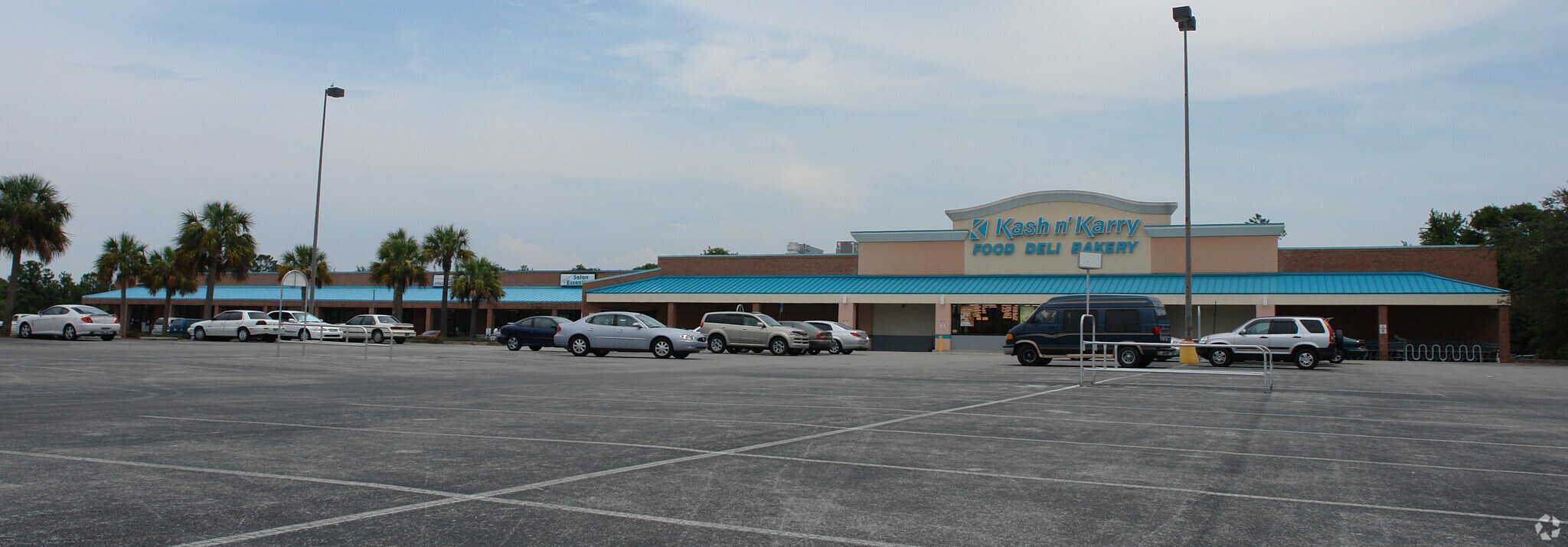 8202 State Road 52, Port Richey, FL for sale Primary Photo- Image 1 of 1