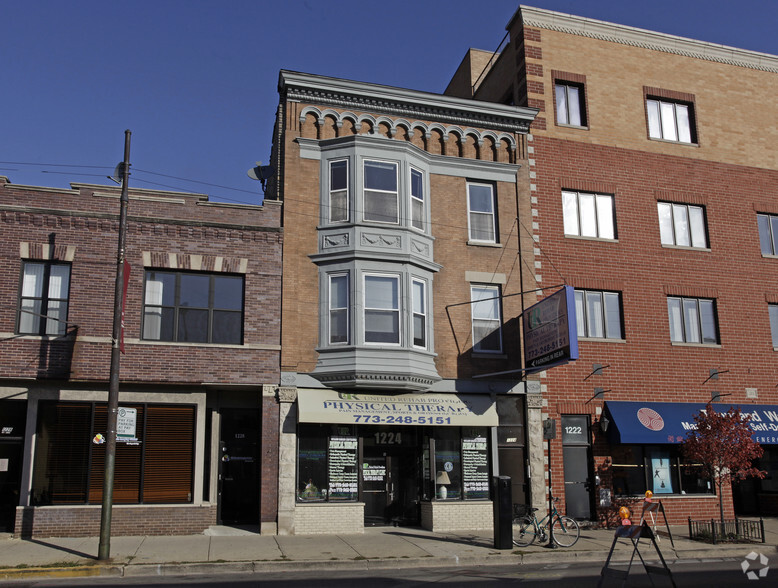 1224 W Belmont Ave, Chicago, IL for lease - Primary Photo - Image 2 of 21