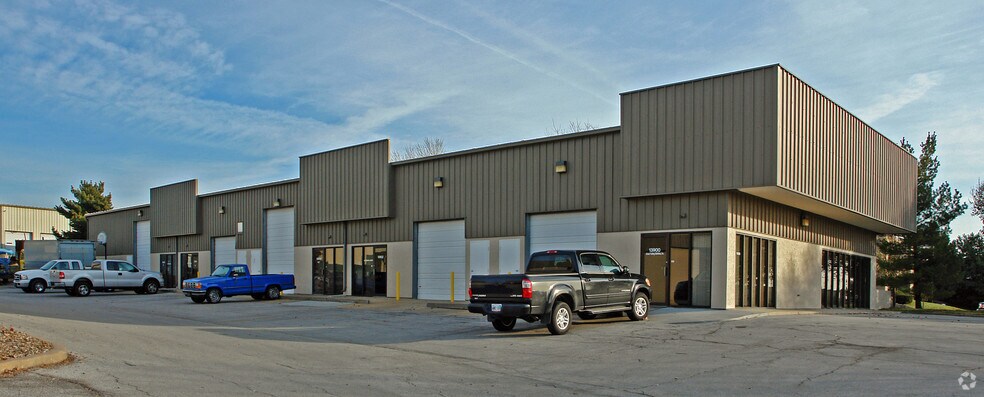 13900-13910 W 108th St, Lenexa, KS for sale - Primary Photo - Image 1 of 1