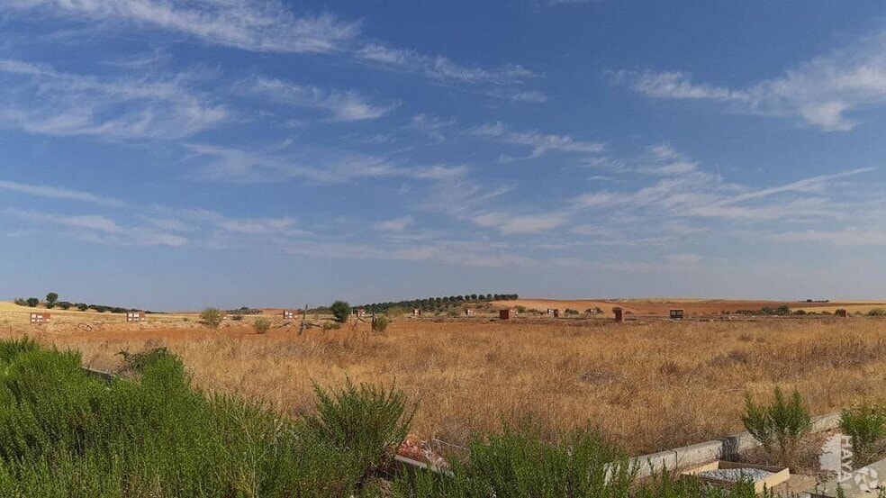 Calle de Mediterráneo, 3, Villanueva de la Torre, Guadalajara for sale - Primary Photo - Image 1 of 4