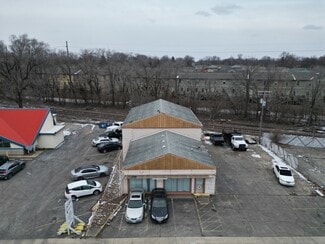 More details for 1002 W University Ave, Urbana, IL - Retail for Sale