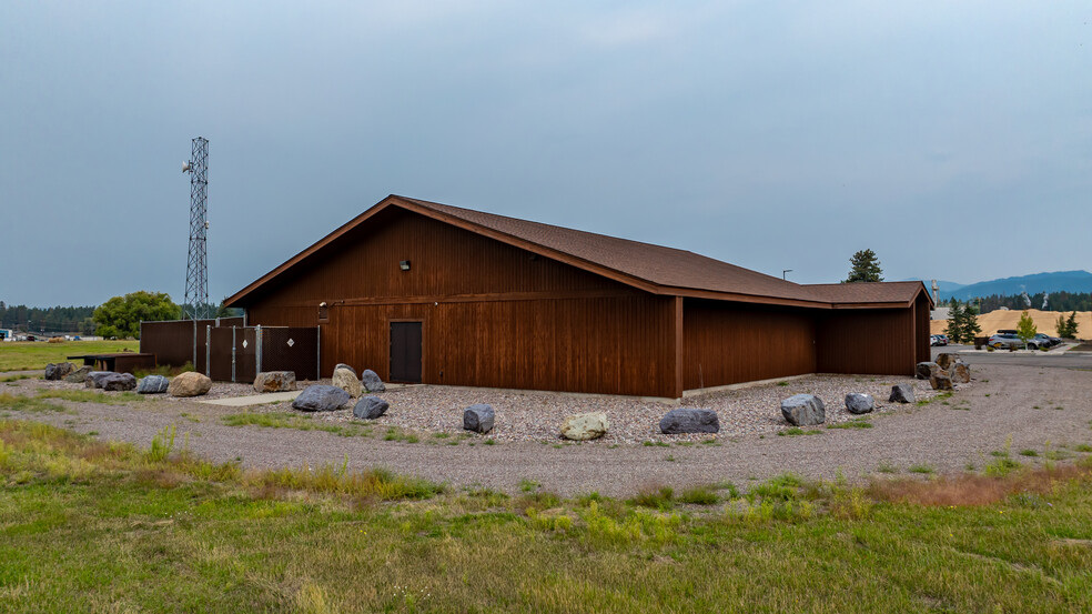 520 12th Ave, Columbia Falls, MT for sale - Building Photo - Image 3 of 42