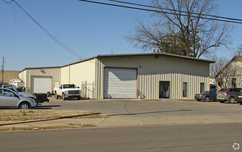 3793 Homewood Rd, Memphis, TN for lease - Primary Photo - Image 1 of 2