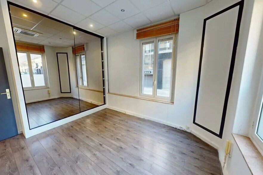 Office in Nice for lease - Interior Photo - Image 3 of 6