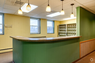 200 S Wenona St, Bay City, MI for lease Interior Photo- Image 2 of 6