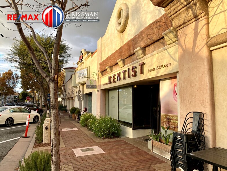 2425824266 Main St, Newhall, CA 91321