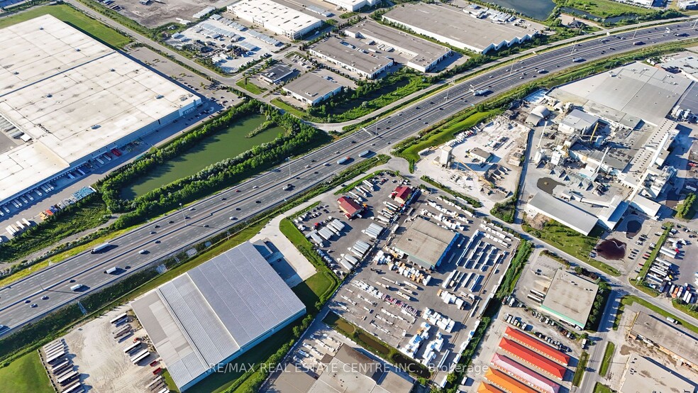 600 Harrop Dr, Milton, ON for sale - Building Photo - Image 3 of 9