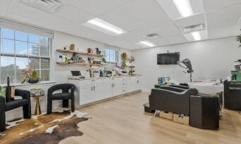 507-519 Maple Ave W, Vienna, VA 22180 - Unit 513 -  - Interior Photo - Image 1 of 4