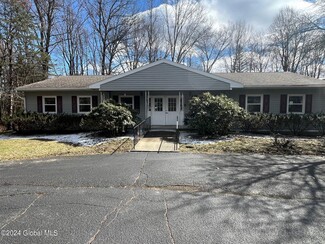 More details for 1612 Crescent Rd, Clifton Park, NY - Specialty for Sale