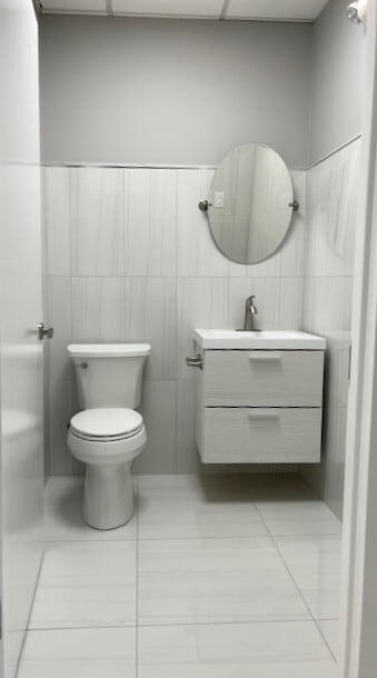 685 Bloomfield Ave, Verona, NJ for lease Interior Photo- Image 1 of 16