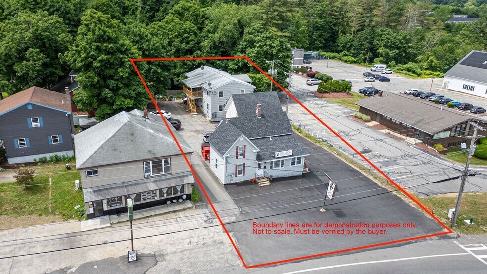 45 Birch St, Derry, NH 03038