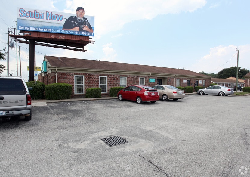 904-910 S College Rd, Wilmington, NC for sale - Primary Photo - Image 1 of 1