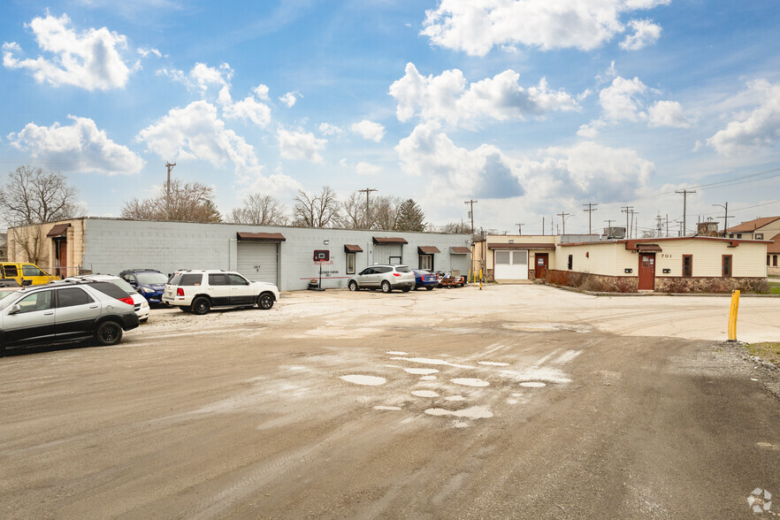 755 N Wheeling St, Toledo, OH for lease - Building Photo - Image 3 of 16