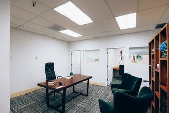 2744 E 11th St, Oakland, CA for lease Interior Photo- Image 2 of 18