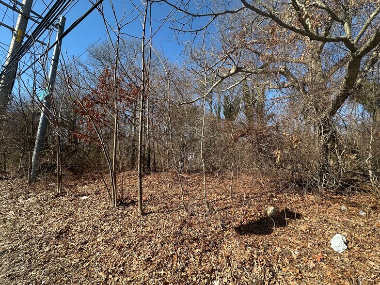 Crooked Hill Rd, Commack, NY for sale - Other - Image 2 of 4