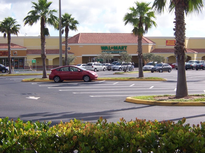 6901 Okeechobee Blvd, West Palm Beach, FL 33411 Retail for Lease