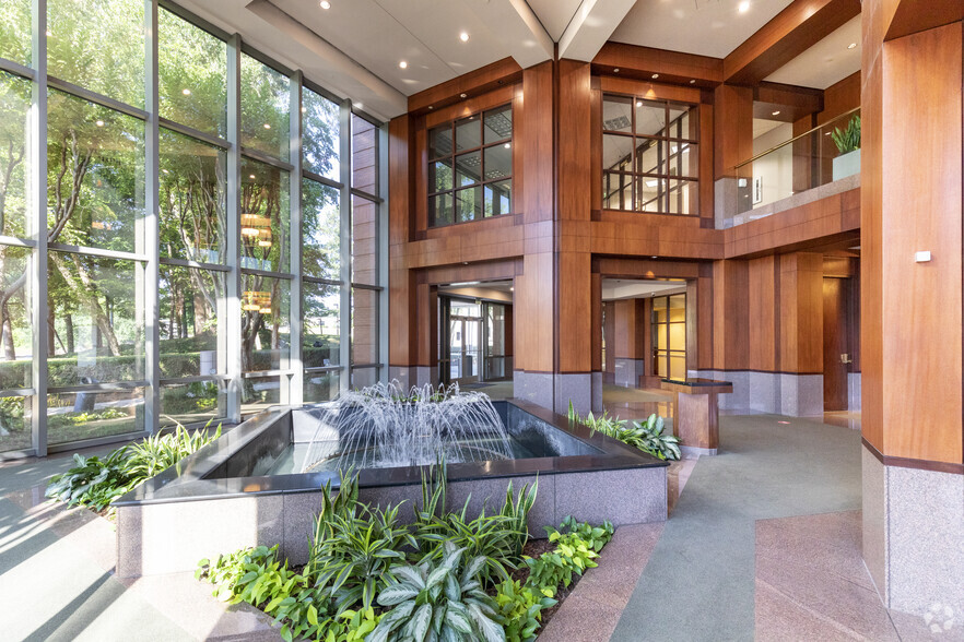 3535 Grandview Pky, Birmingham, AL for lease - Lobby - Image 2 of 8