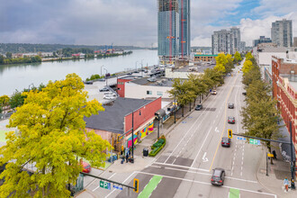 416 Columbia St, New Westminster, BC - aerial  map view