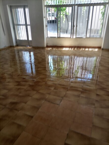 Retail in Cañamero, Cáceres for lease - Building Photo - Image 2 of 9