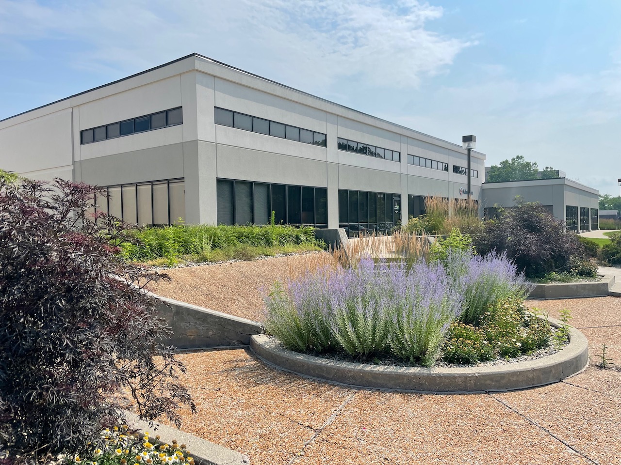 8765 Guion Rd, Indianapolis, IN for lease Building Photo- Image 1 of 5