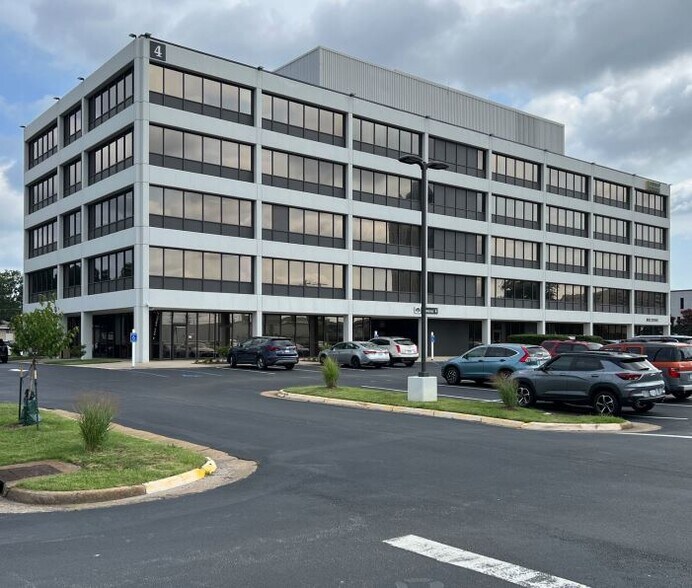 291 Independence Blvd, Virginia Beach, VA for lease - Building Photo - Image 1 of 16