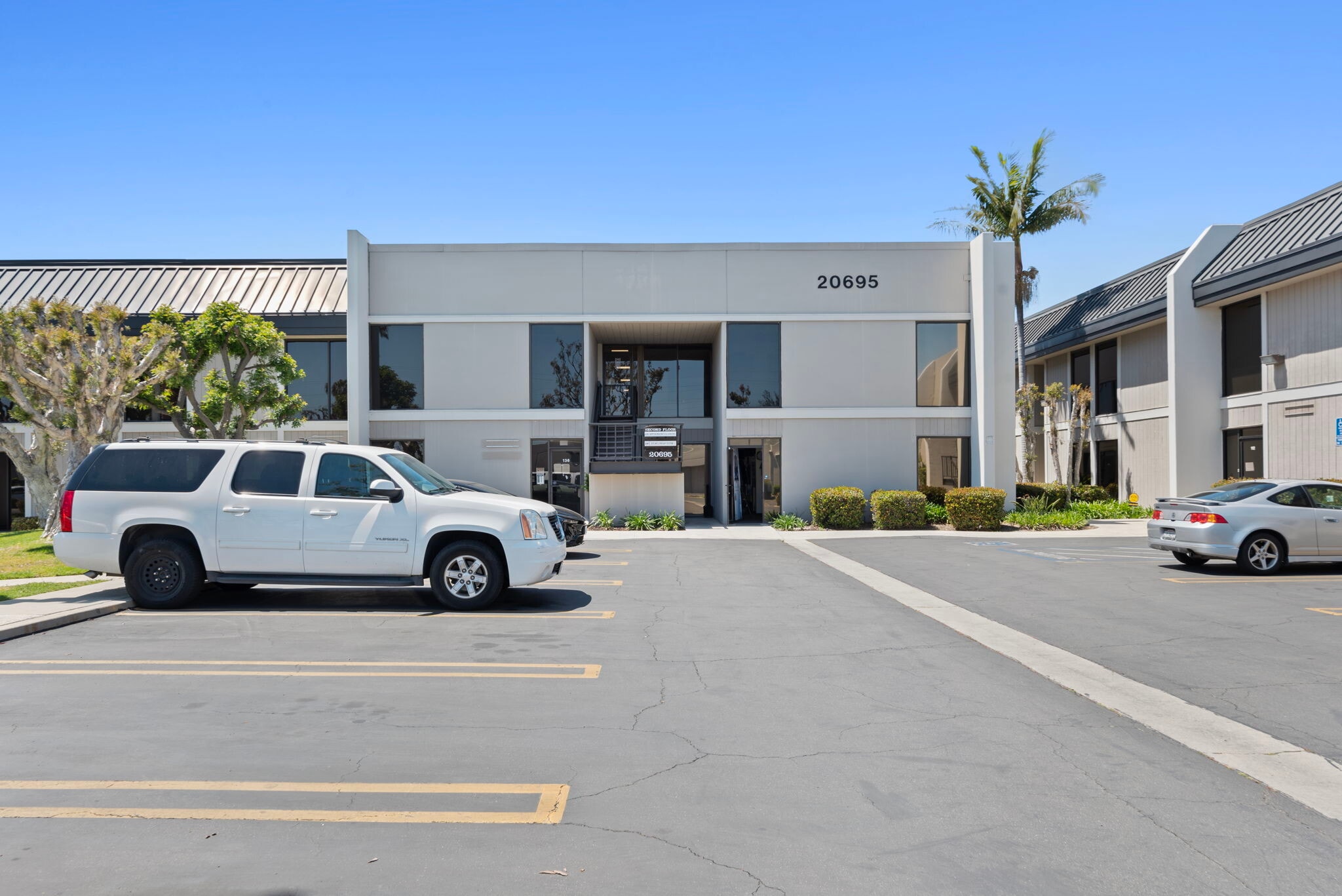 20695 S Western Ave, Torrance, CA for lease Building Photo- Image 1 of 31