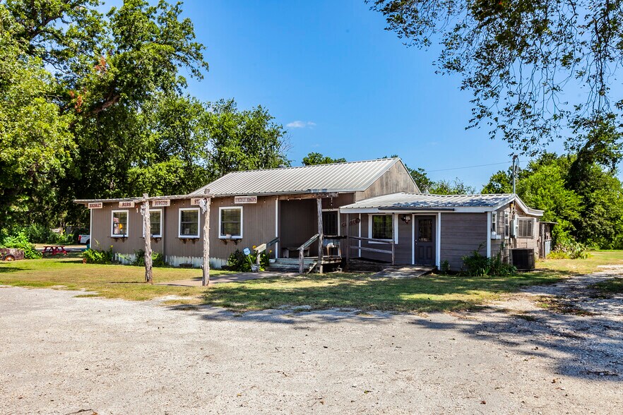 1408 NE Big Bend Trl, Glen Rose, TX for sale - Building Photo - Image 1 of 1