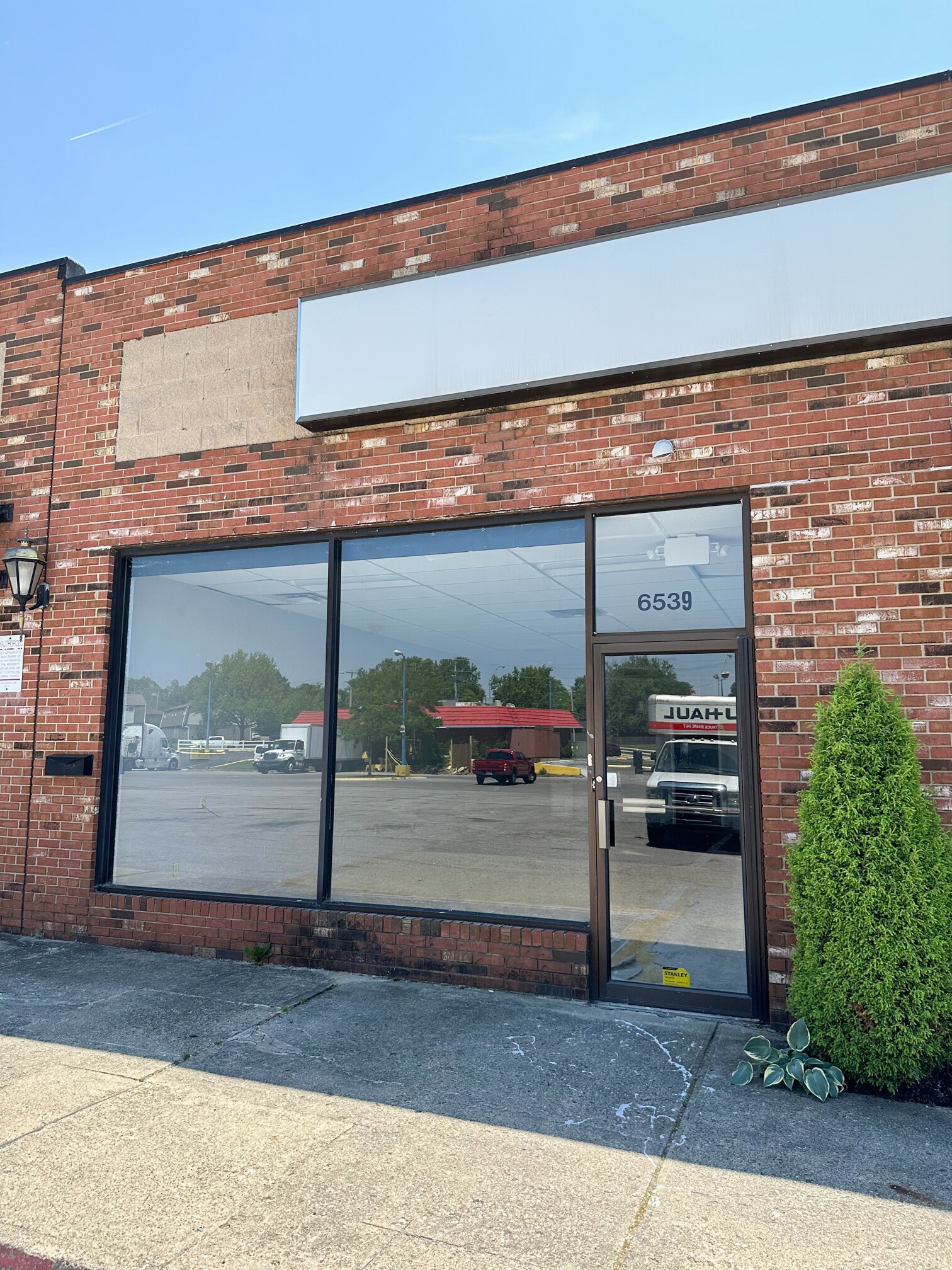 65116577 E Livingston Ave, Reynoldsburg, OH 43068 Blacklick Plaza