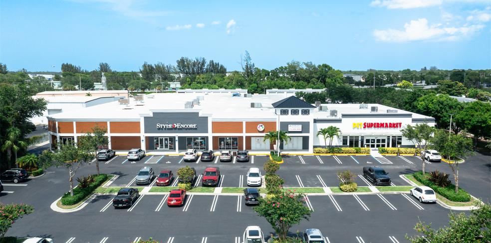 2585-2605 SE Federal Hwy, Stuart, FL for lease - Primary Photo - Image 1 of 2