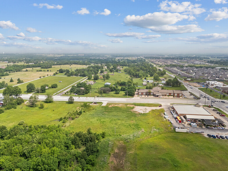 12708 E 116th St N, Collinsville, OK for sale - Building Photo - Image 2 of 12