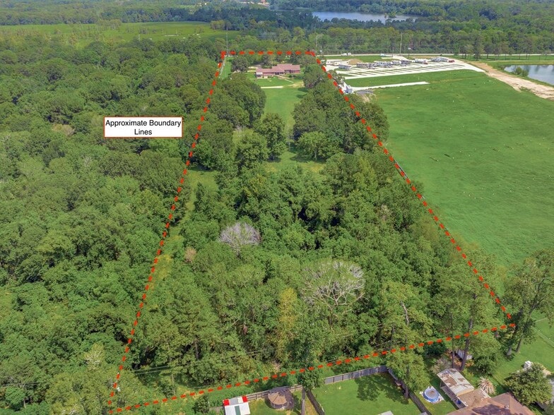 16140 Garrett Rd, Houston, TX 77044