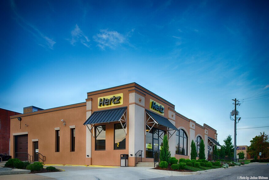 341-345 Molton St, Montgomery, AL for lease - Building Photo - Image 3 of 5