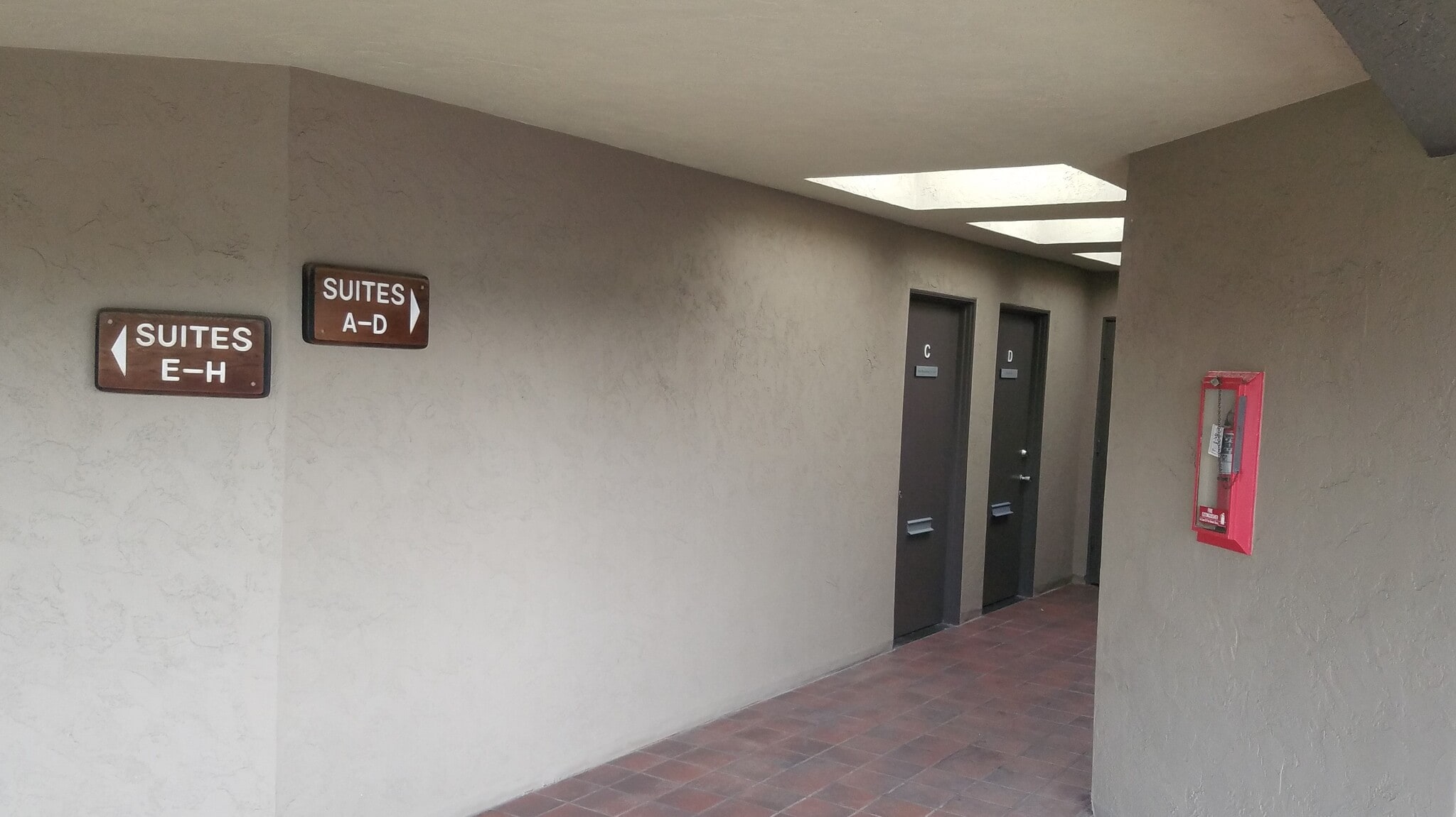 700 2nd St, Encinitas, CA for lease Interior Photo- Image 1 of 13