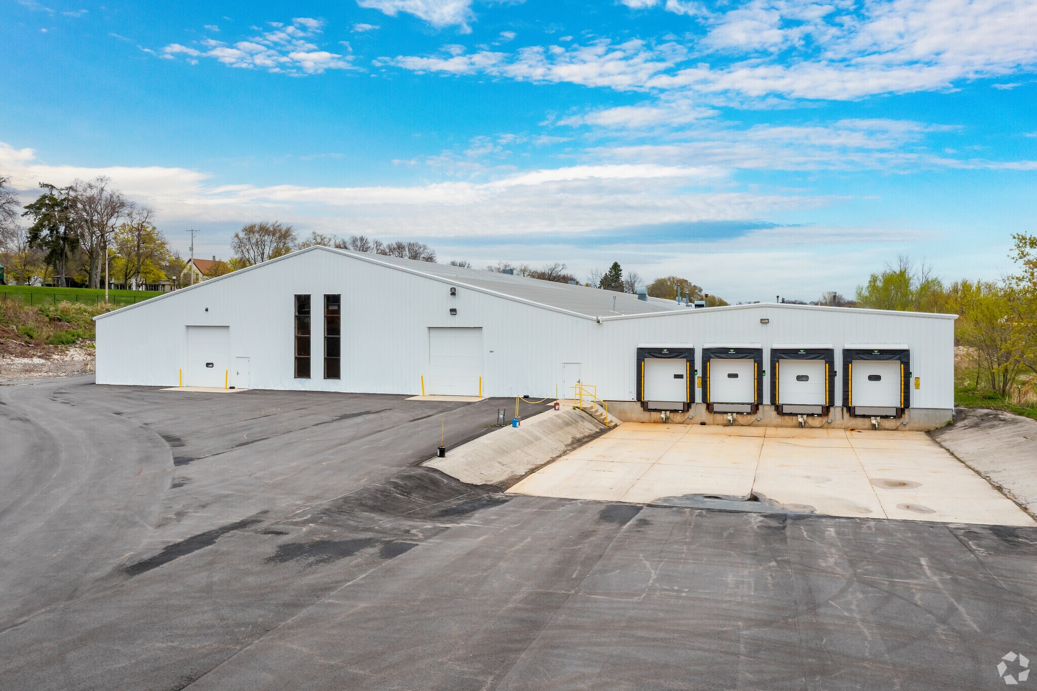 1213 Pennsylvania Ave, Sheboygan, WI for lease Building Photo- Image 1 of 8