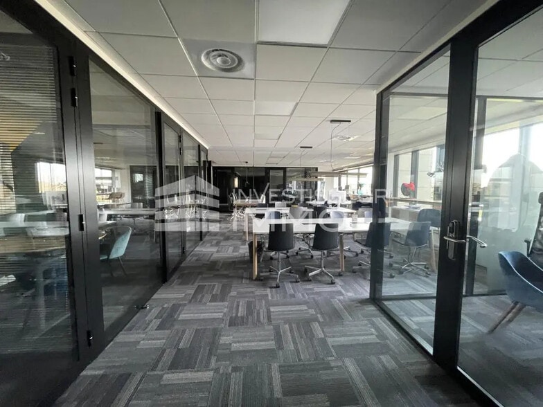 1 Cours De La Gondoire, Jossigny for lease - Building Photo - Image 2 of 5