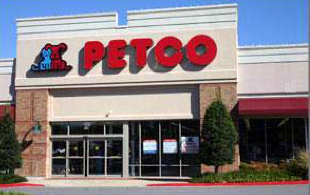 1231 Crossing Meadows Dr, Onalaska, WI for sale Primary Photo- Image 1 of 1