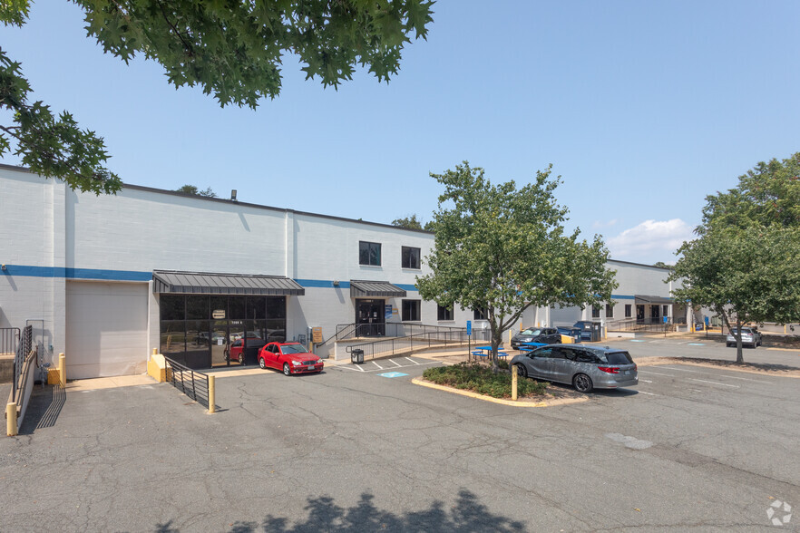 7200 Fullerton Rd, Springfield, VA for lease - Building Photo - Image 3 of 5