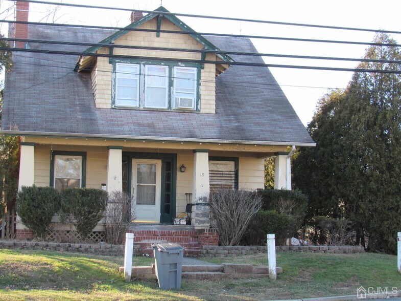19 Wilson Ave, Englishtown, NJ 07726
