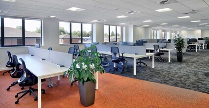 Cygnet Way, Hungerford for lease Interior Photo- Image 1 of 6