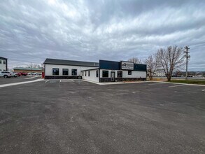 2507 E Saint Patrick St, Rapid City, SD for lease Interior Photo- Image 1 of 12