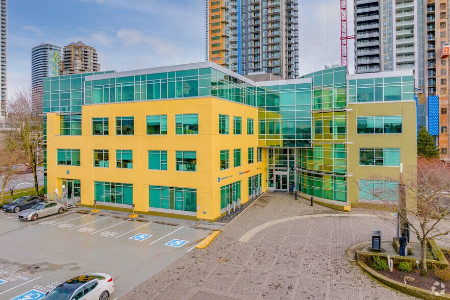 3999 Henning Dr, Burnaby, BC for lease - Building Photo - Image 1 of 6