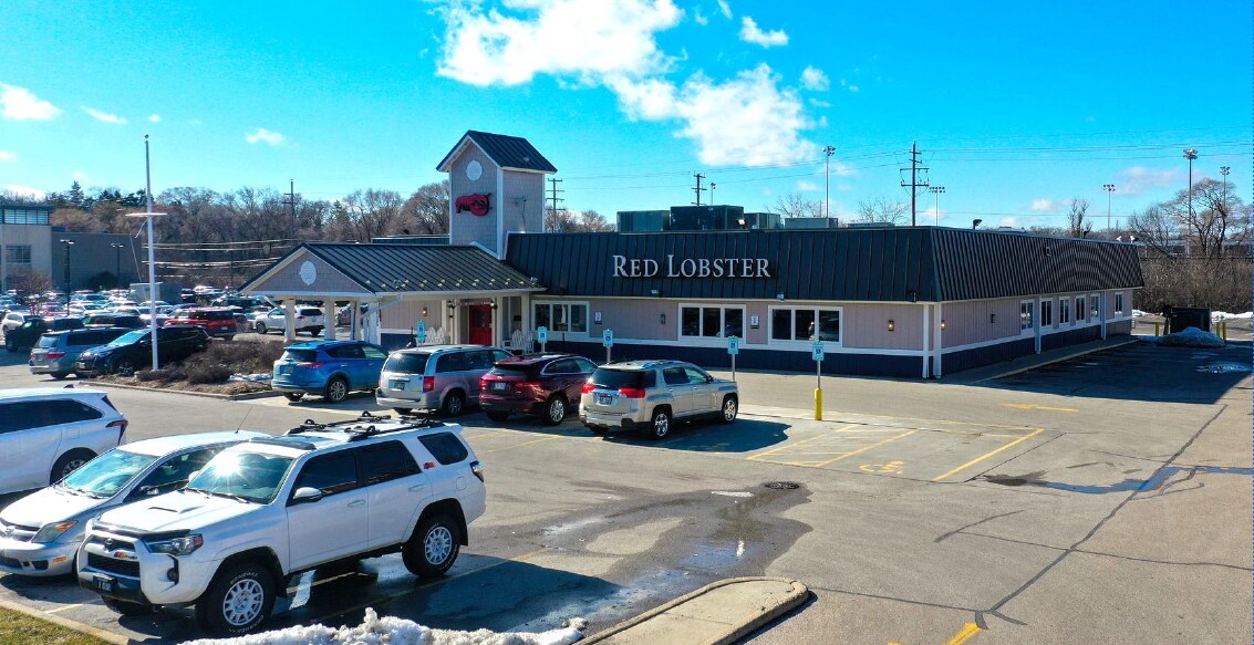 2801 N Mayfair Rd, Wauwatosa, WI for sale Primary Photo- Image 1 of 1