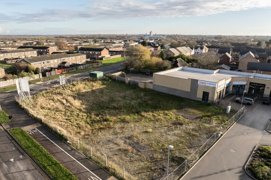 Monks Way Retail Park, Hull for lease - Aerial - Image 2 of 4