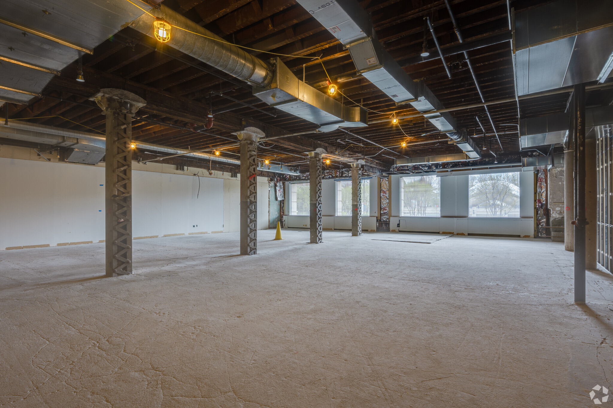 20 N Michigan Ave, Chicago, IL for lease Interior Photo- Image 1 of 2