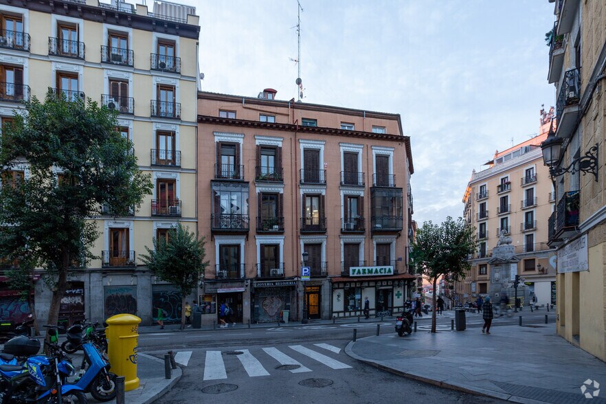 Calle de Toledo, 105, Madrid, Madrid for lease - Building Photo - Image 2 of 2