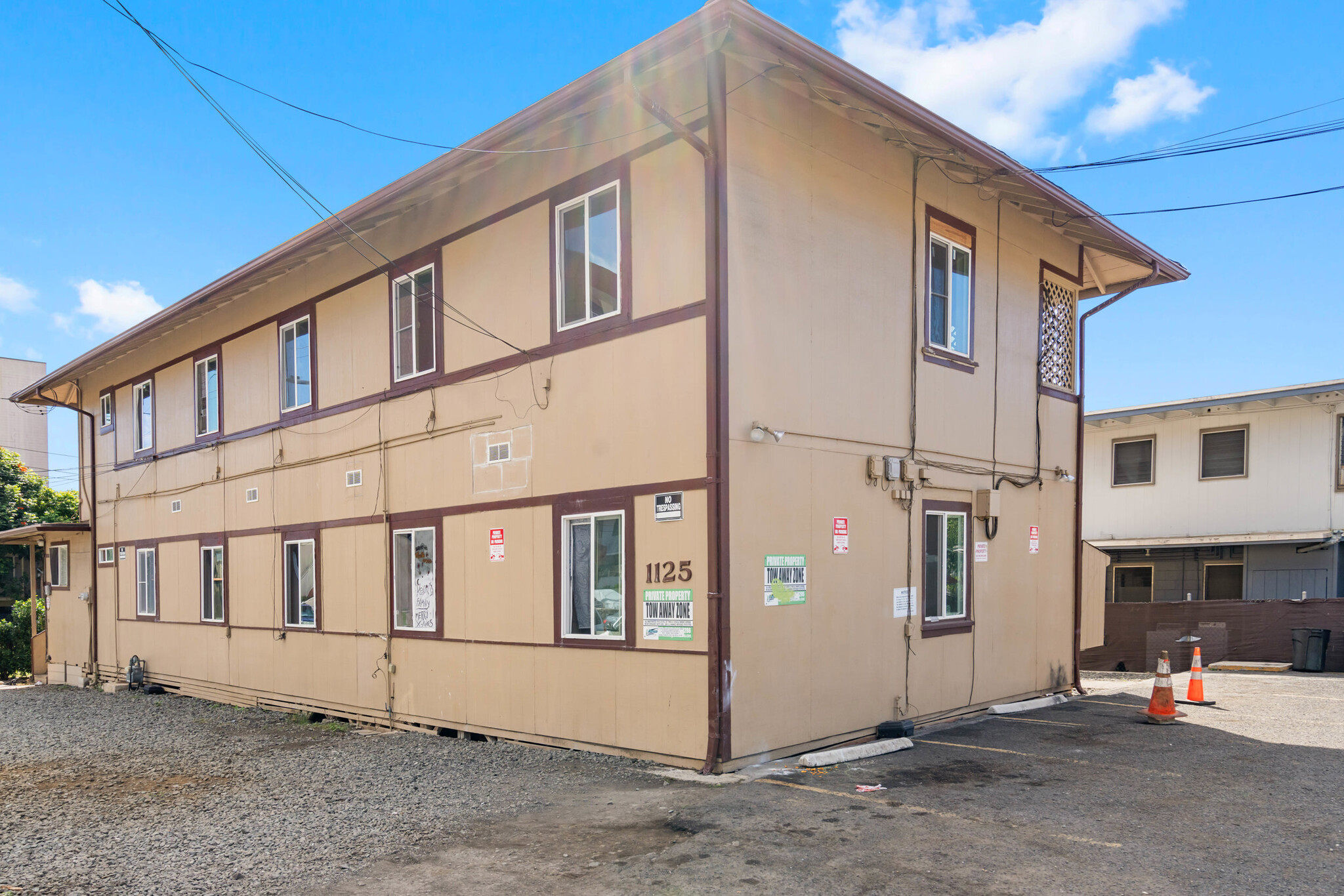 1125 Hassinger St, Honolulu, HI for sale Building Photo- Image 1 of 20