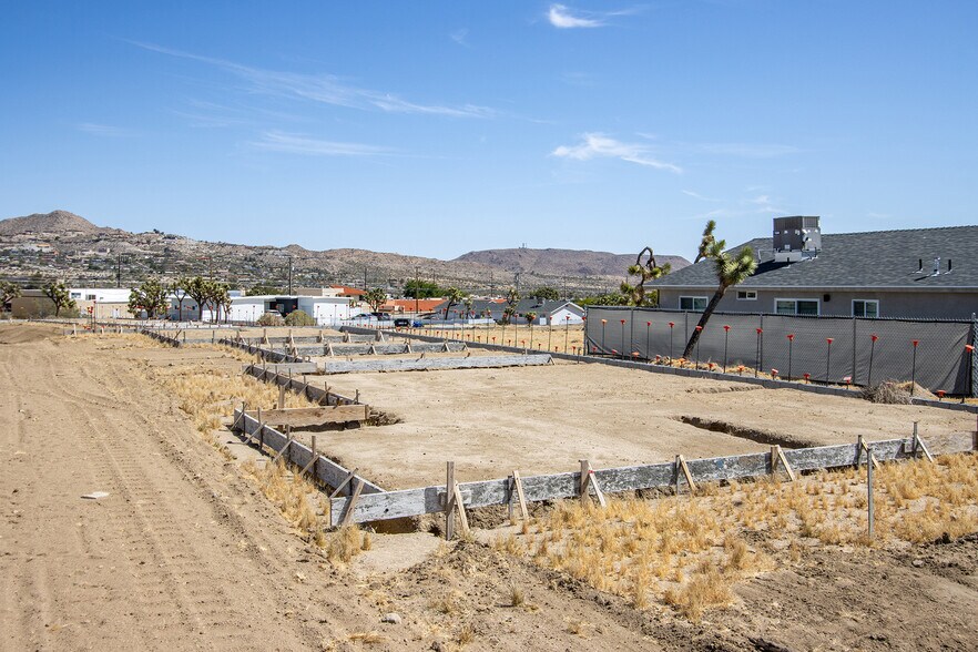 57405 Primrose dr, Yucca Valley, CA for sale - Building Photo - Image 3 of 23