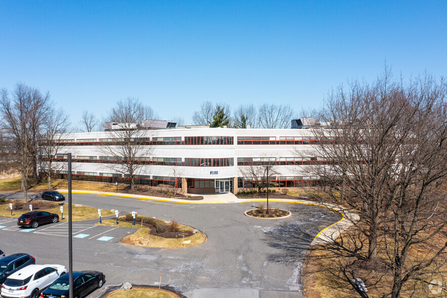 5100 W Tilghman St, Allentown, PA for lease - Building Photo - Image 2 of 6