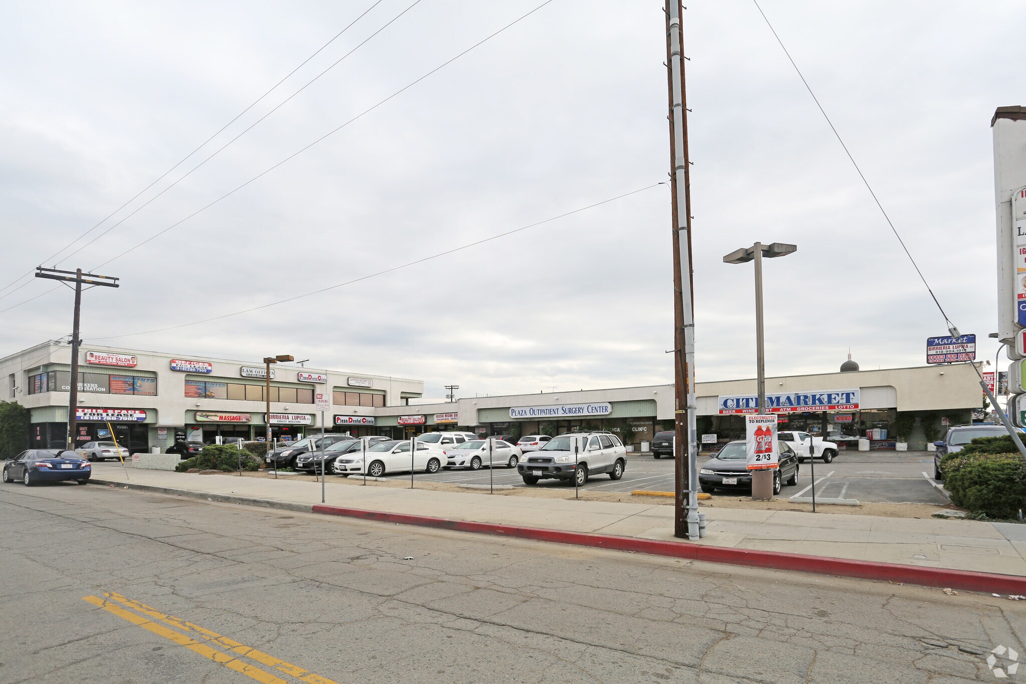 7018 Van Nuys Blvd, Van Nuys, CA for sale Primary Photo- Image 1 of 1